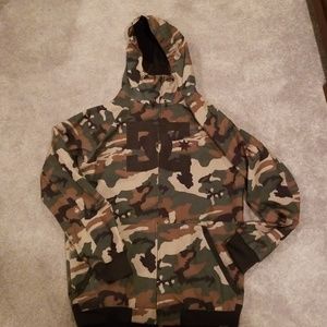 DC camo snowboarding jacket